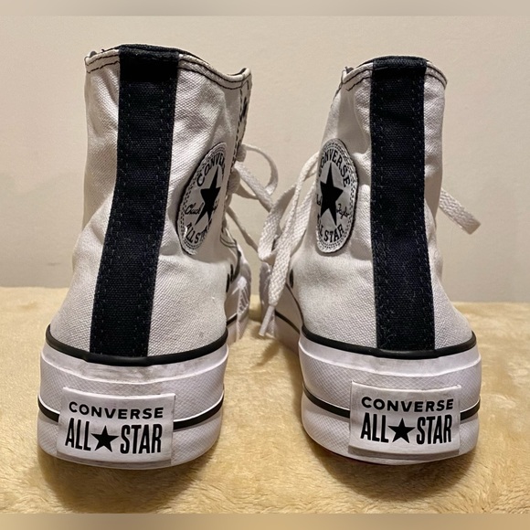 Converse ~Unisex Chuck All Star White Sneakers Size Men 5  women 7 - Picture 4 of 5